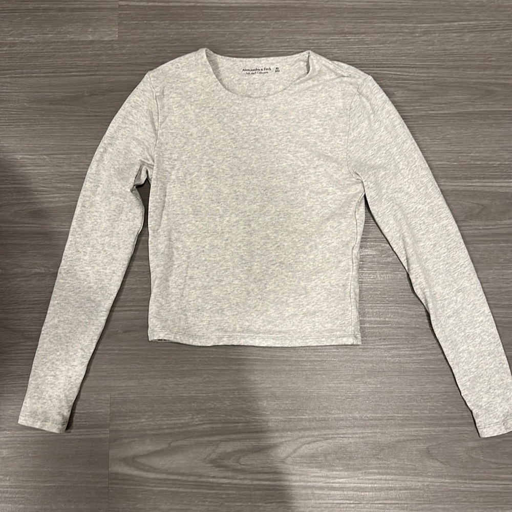 Abercrombie & Fitch top
